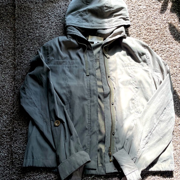 Olive Green Jacket - Picture 1 of 3